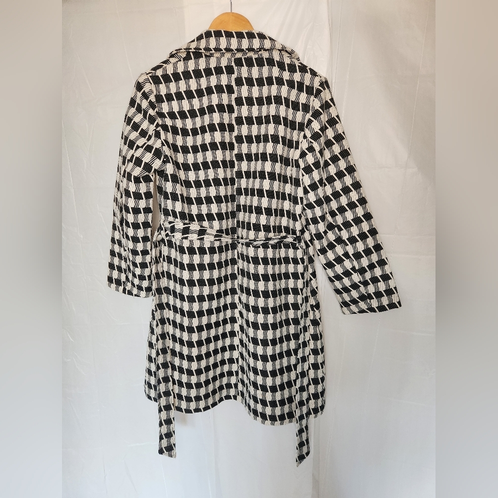 WEEK& Geometric Houndstooth Belted Coat - Picture 13 of 14